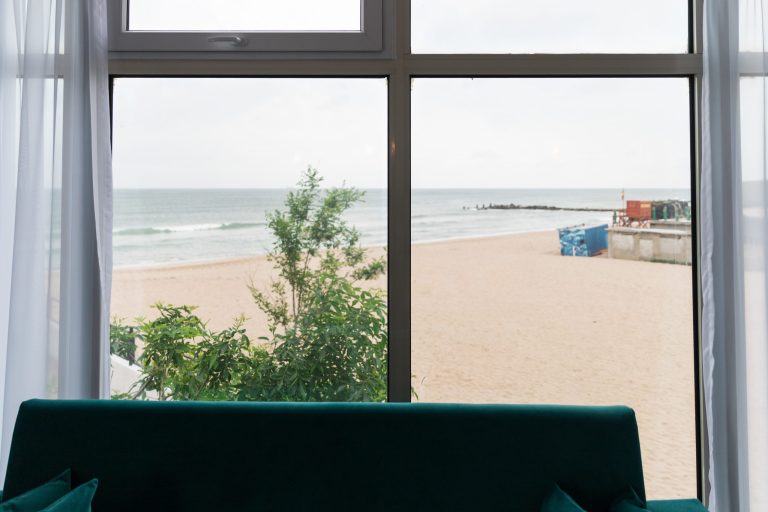 Avenue Palm Vila pe plaja