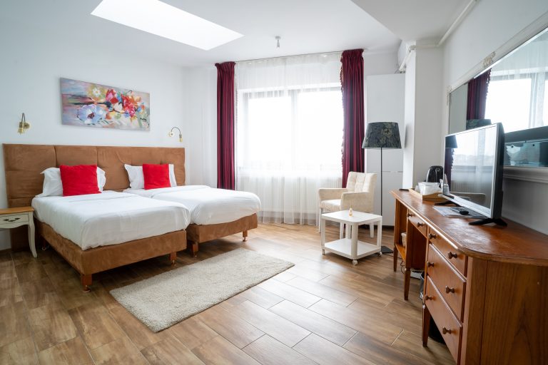 Avenue Parliament Bucuresti